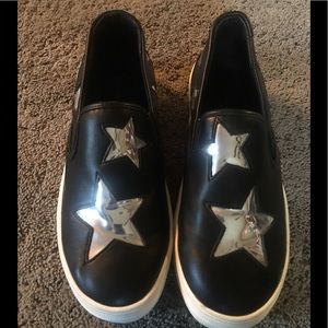 NWOT Steven by Steve Madden black slip on sneaker